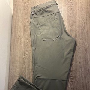 Lululemon ABC Classic-Fit 5 Pocket Pant Warpstreme - Grey Sage - Size 31